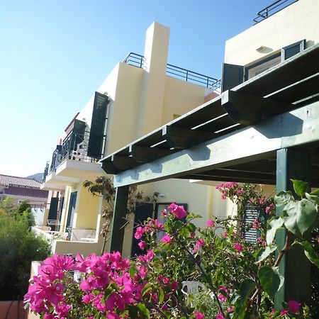 Astra Village Pythagoreio  Luaran gambar